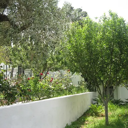Pefkos