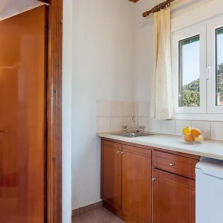 Apartamento Pefkos