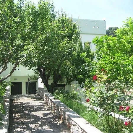 Apartamento Pefkos